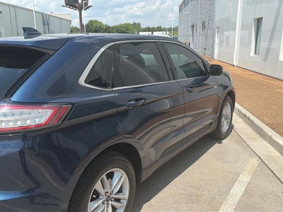 2017 Ford Edge Base