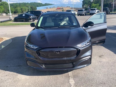 2022 Ford Mustang Mach-E Base