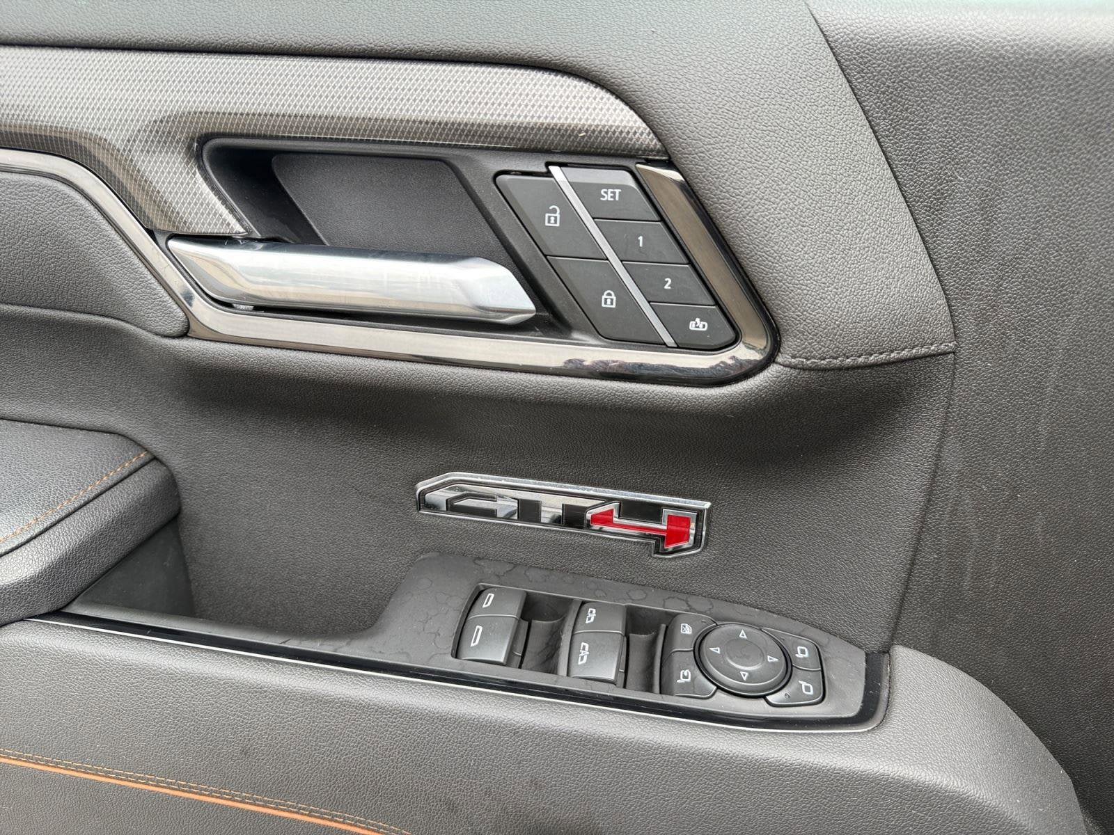2025 GMC Sierra 1500 Base