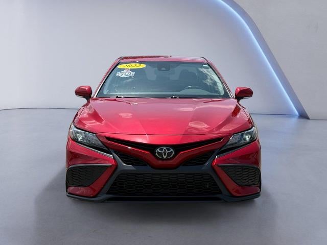 2022 Toyota Camry SE Auto (SE)