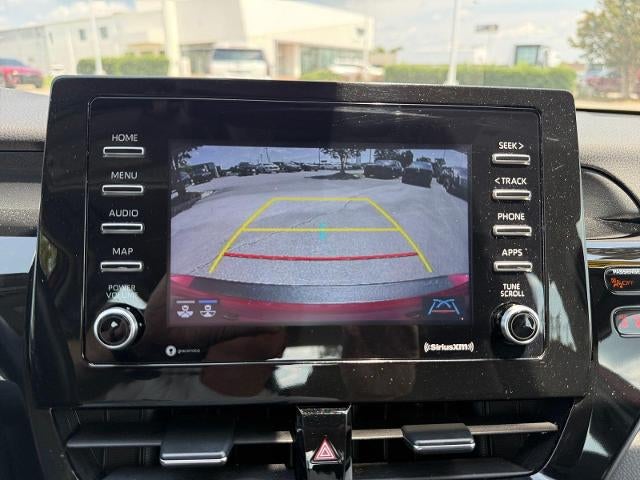 2022 Toyota Camry SE Auto (SE)