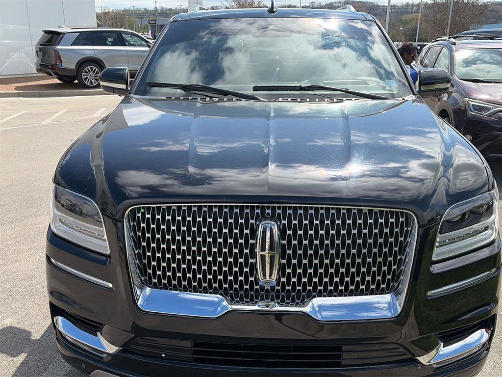 2021 Lincoln Navigator Base