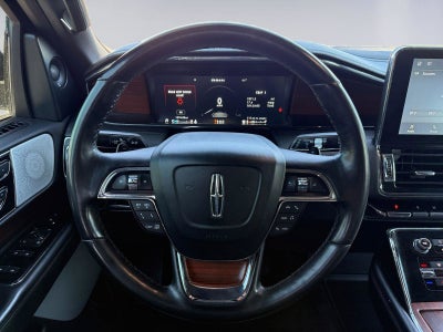 2021 Lincoln Navigator Base