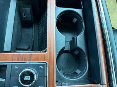 2021 Lincoln Navigator Base