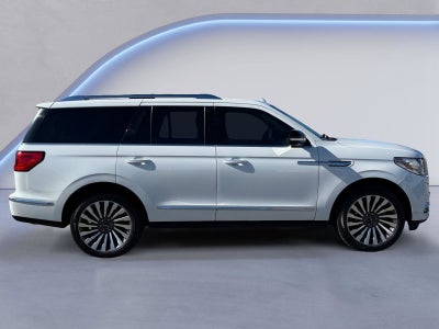 2021 Lincoln Navigator Base