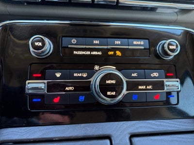 2021 Lincoln Navigator Base