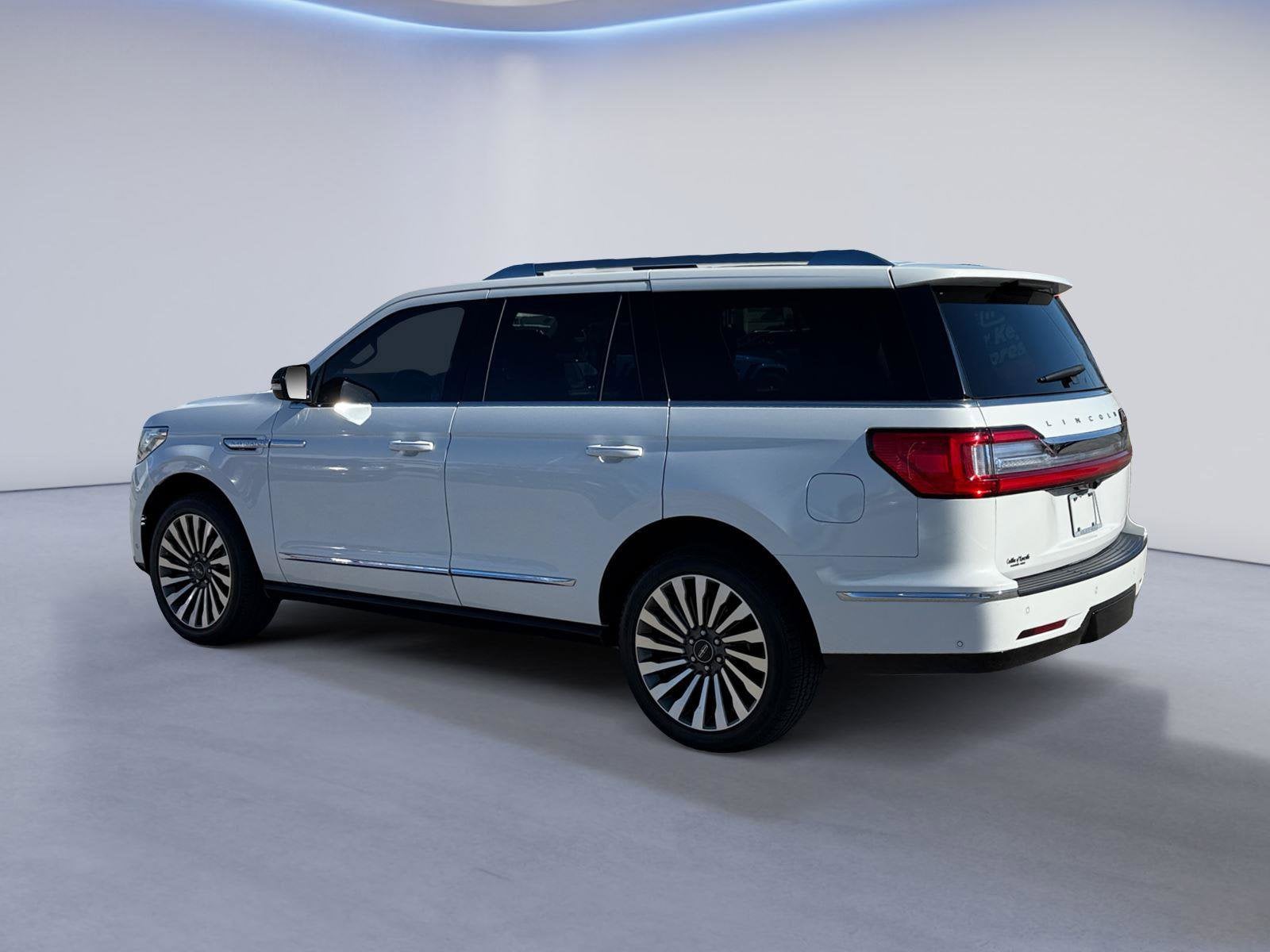 2021 Lincoln Navigator Base