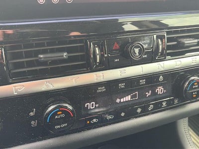 2026 Nissan Pathfinder Platinum 4WD