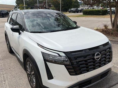 2026 Nissan Pathfinder Platinum 4WD