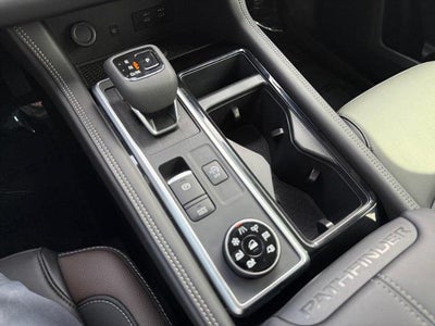 2026 Nissan Pathfinder Platinum 4WD