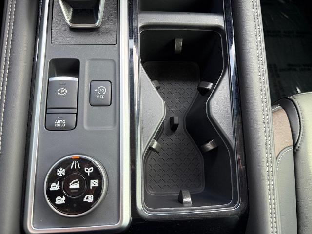 2026 Nissan Pathfinder Platinum 4WD