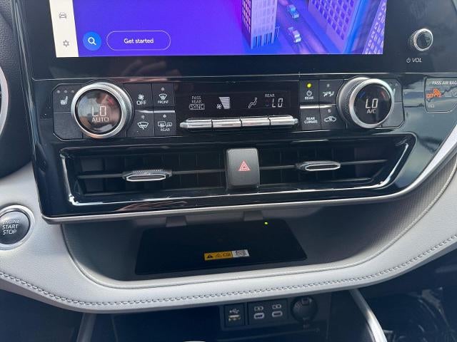 2024 Toyota Highlander LE AWD (SE)