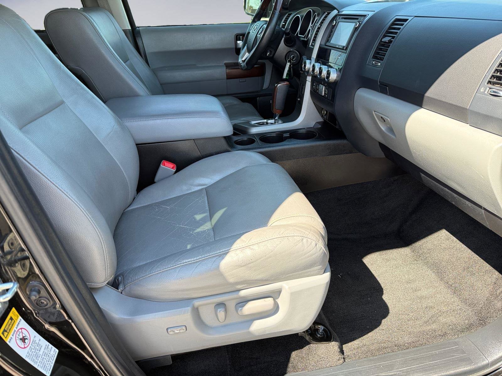 2014 Toyota Sequoia Base