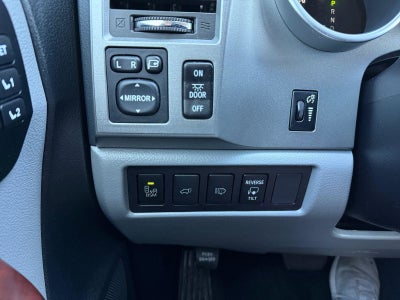 2014 Toyota Sequoia Base