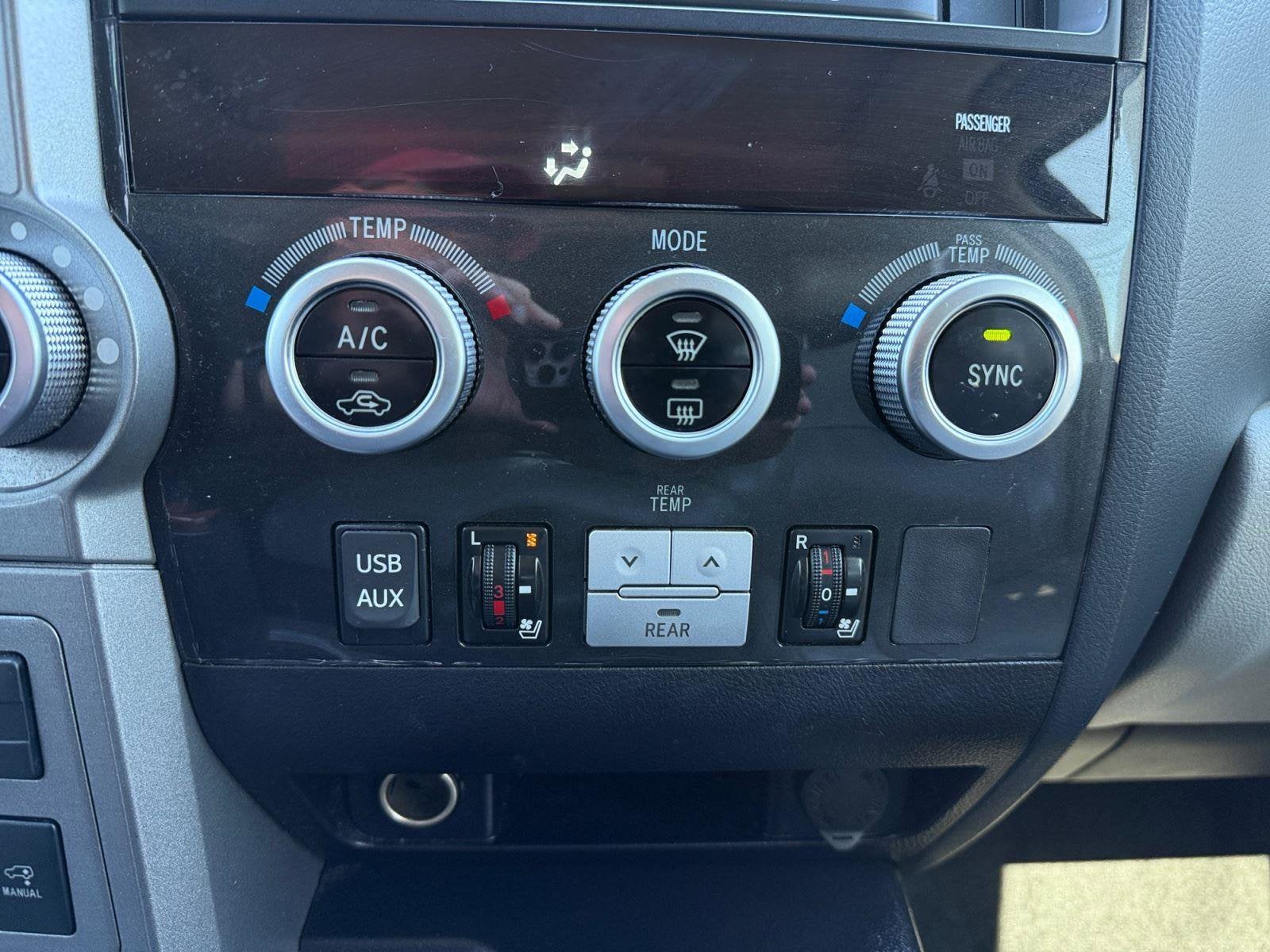 2014 Toyota Sequoia Base