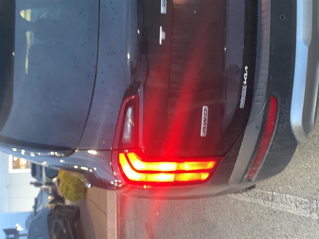 2022 Kia Telluride Base