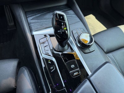 2022 BMW 5 Series Base