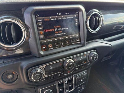 2020 Jeep Wrangler Unlimited Sahara Altitude