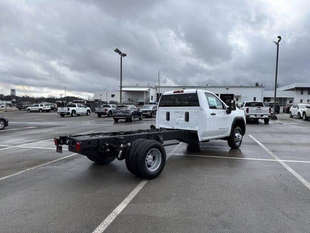 2026 GMC Sierra 3500 HD Chassis Cab Pro