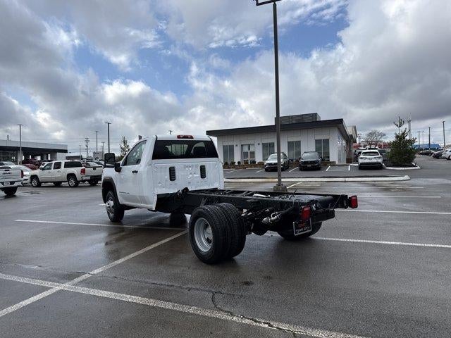 2026 GMC Sierra 3500 HD Chassis Cab Pro