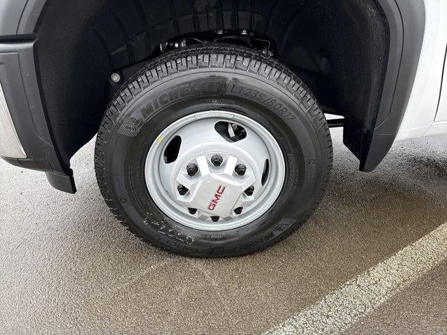 2026 GMC Sierra 3500 HD Chassis Cab Pro