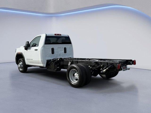 2026 GMC Sierra 3500 HD Chassis Cab Pro