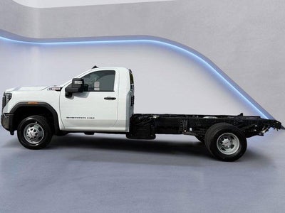 2026 GMC Sierra 3500 HD Chassis Cab Pro