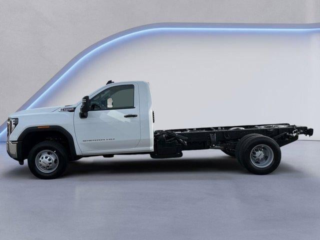 2026 GMC Sierra 3500 HD Chassis Cab Pro