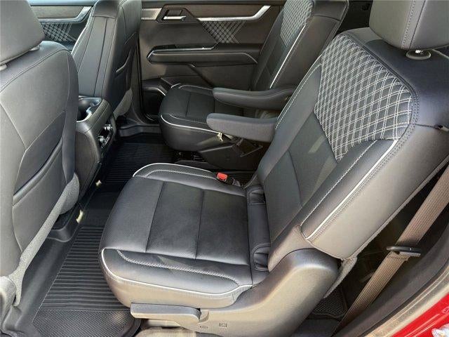 2024 GMC Acadia AWD Denali