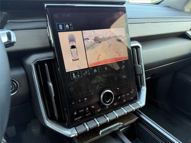 2024 GMC Acadia AWD Denali