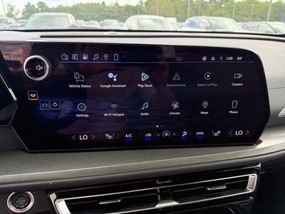2024 Chevrolet Traverse AWD LT
