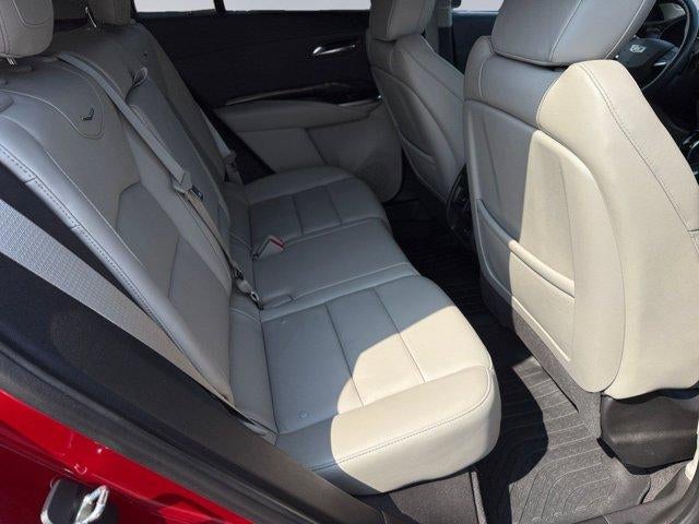 2022 Cadillac XT4 FWD Premium Luxury