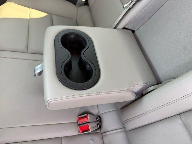 2022 Cadillac XT4 FWD Premium Luxury