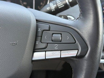 2022 Cadillac XT4 FWD Premium Luxury