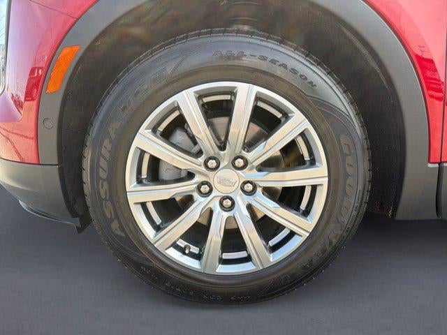 2022 Cadillac XT4 FWD Premium Luxury
