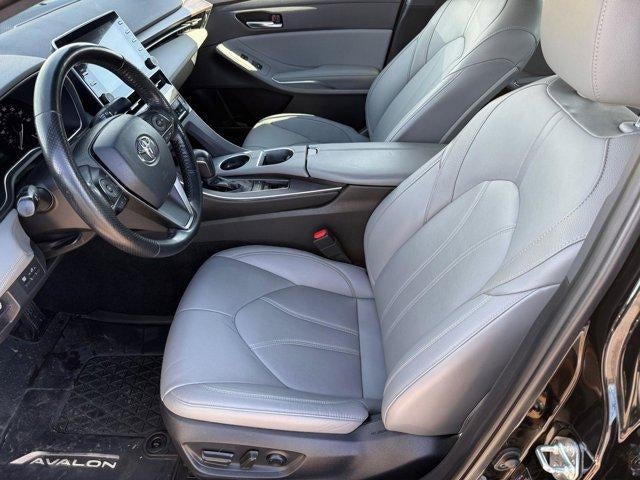 2021 Toyota Avalon XLE