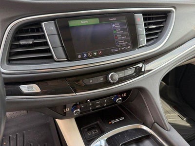 2022 Buick Enclave Essence