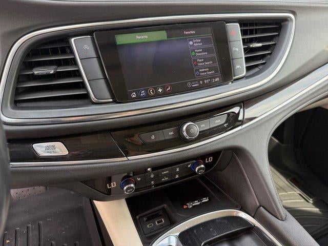 2022 Buick Enclave Essence