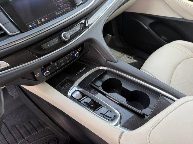 2022 Buick Enclave Essence
