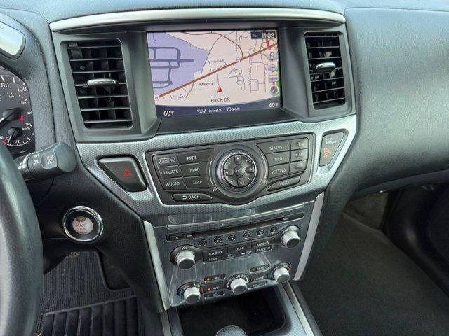2017 Nissan Pathfinder SL