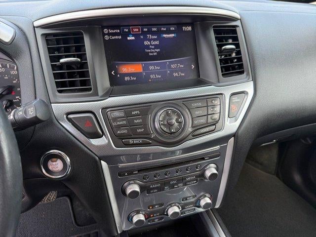 2017 Nissan Pathfinder SL