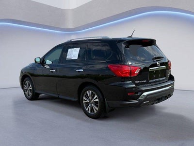 2017 Nissan Pathfinder SL