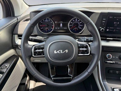 2024 Kia Carnival LX