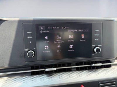 2024 Kia Carnival LX