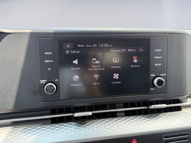 2024 Kia Carnival LX