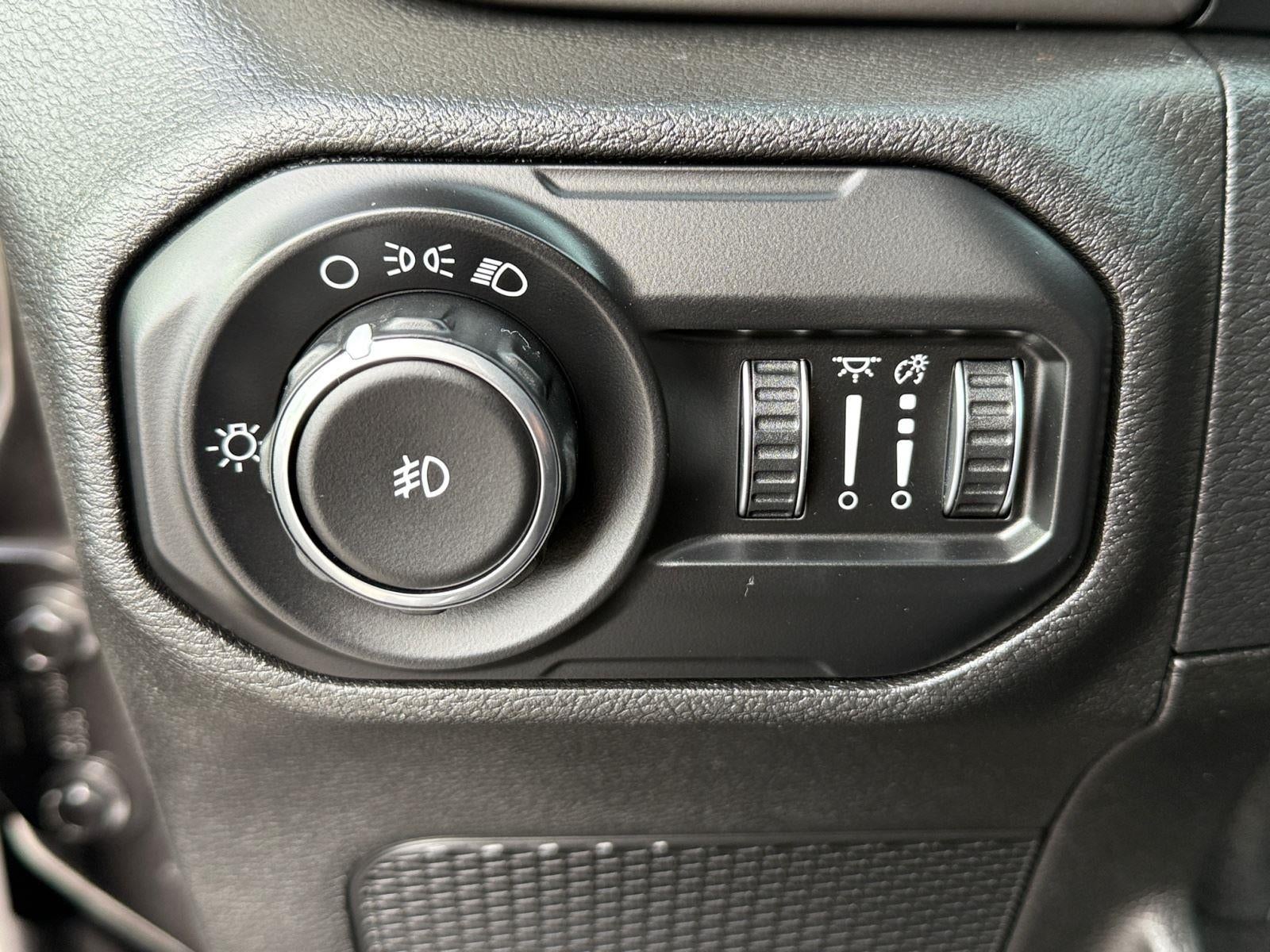 2021 Jeep Wrangler Sport