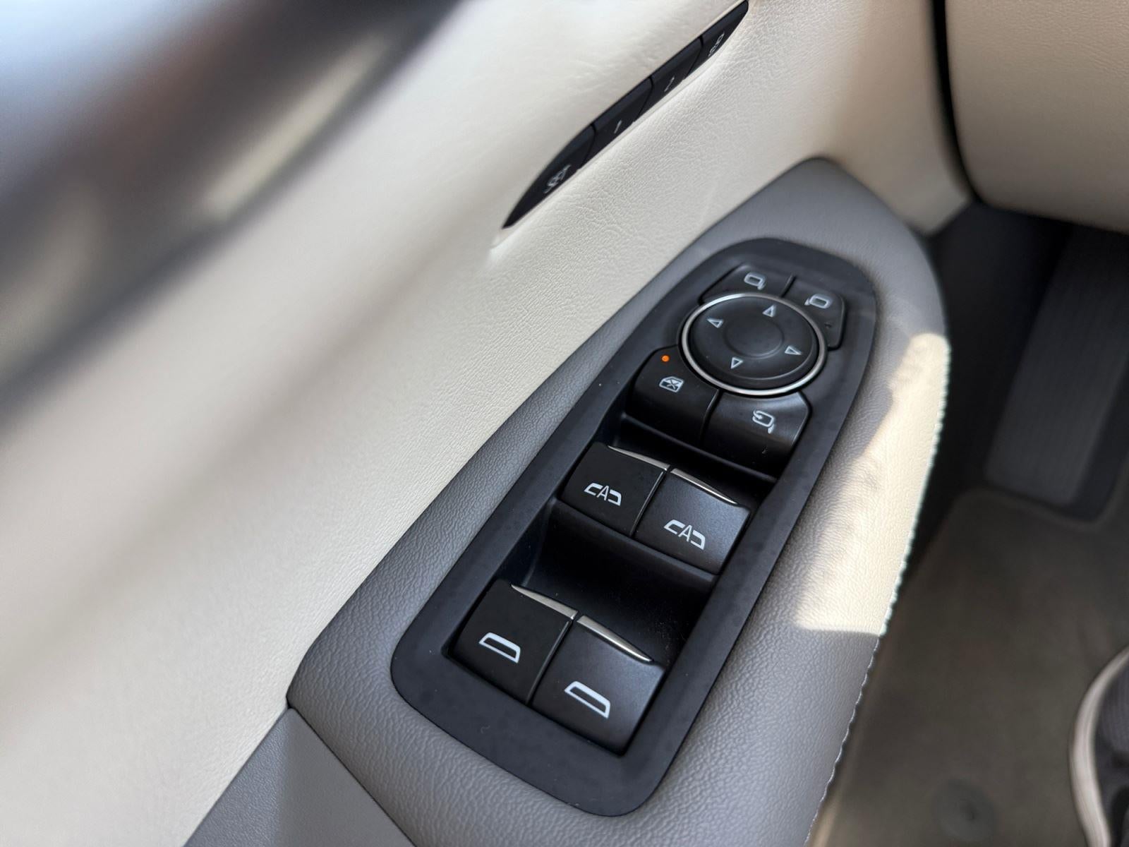 2024 Cadillac XT5 FWD Premium Luxury