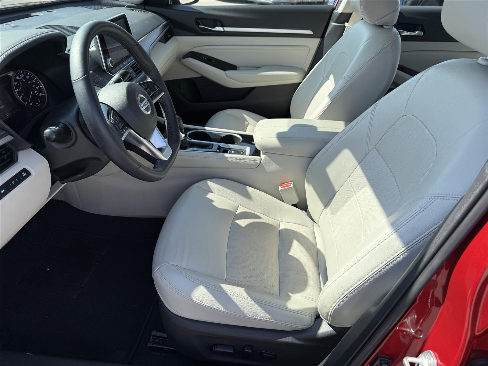 2020 Nissan Altima 2.0 Platinum