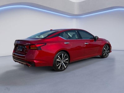2020 Nissan Altima 2.0 Platinum