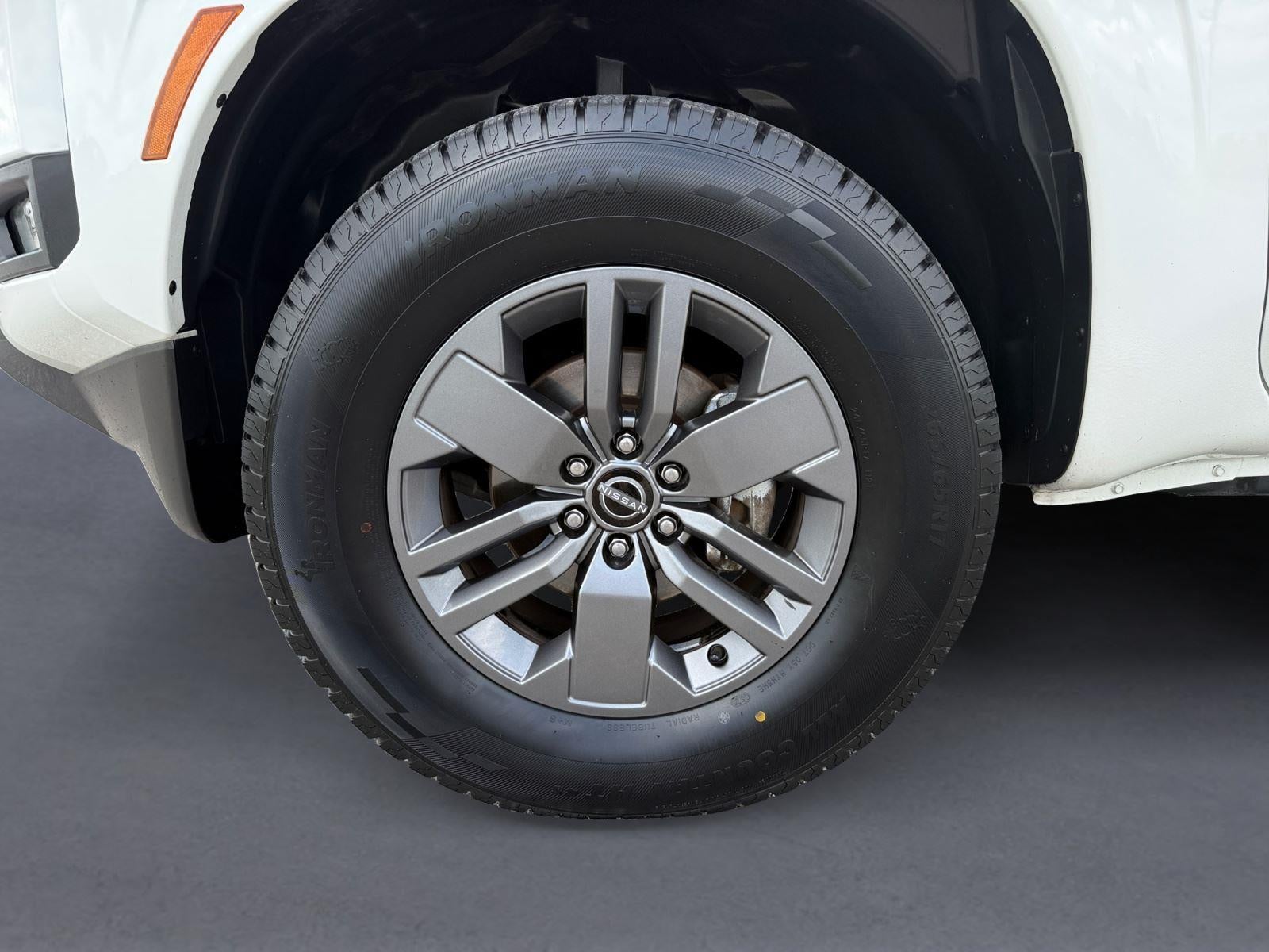 2025 Nissan Frontier SV